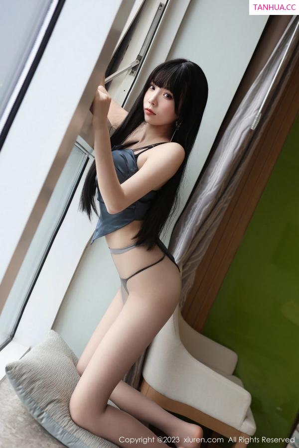   [XiuRen]高清写真图 2023.05.10 No.6714 谭小灵 制服黑丝第53张图片